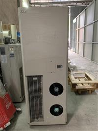 Điều hòa làm mát tủ điện Apiste cũ ENC-A2200L